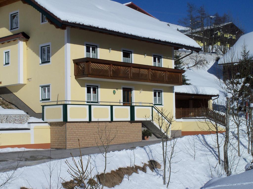 Haus Mary Apartment Russbach am Pass Gschutt Bagian luar foto
