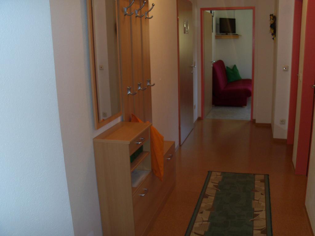 Haus Mary Apartment Russbach am Pass Gschutt Bagian luar foto